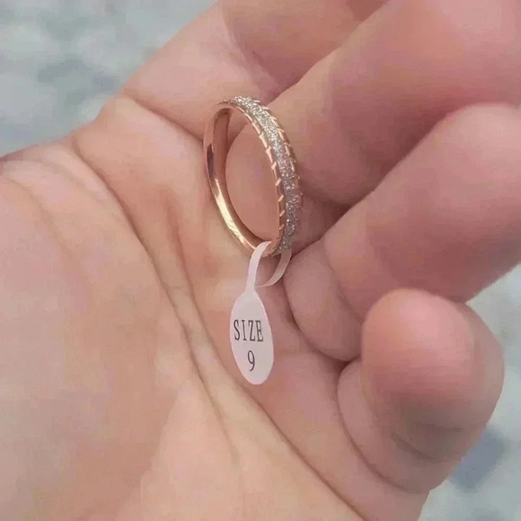 Women engagement wedding ring size 9 - Picture 9 of 9